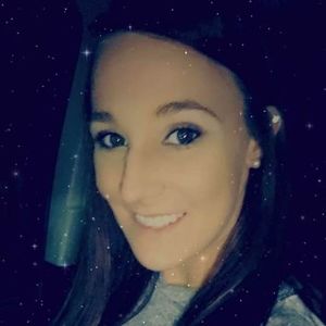 Meet your Posher, Candace